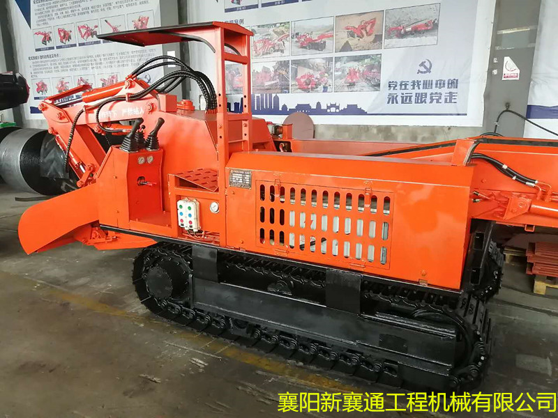 小型履帶扒渣機.jpg 履帶扒渣機2.jpg