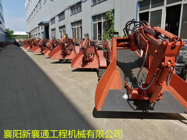 1598058197175692.jpg 扒渣機(jī)生產(chǎn)廠.jpg